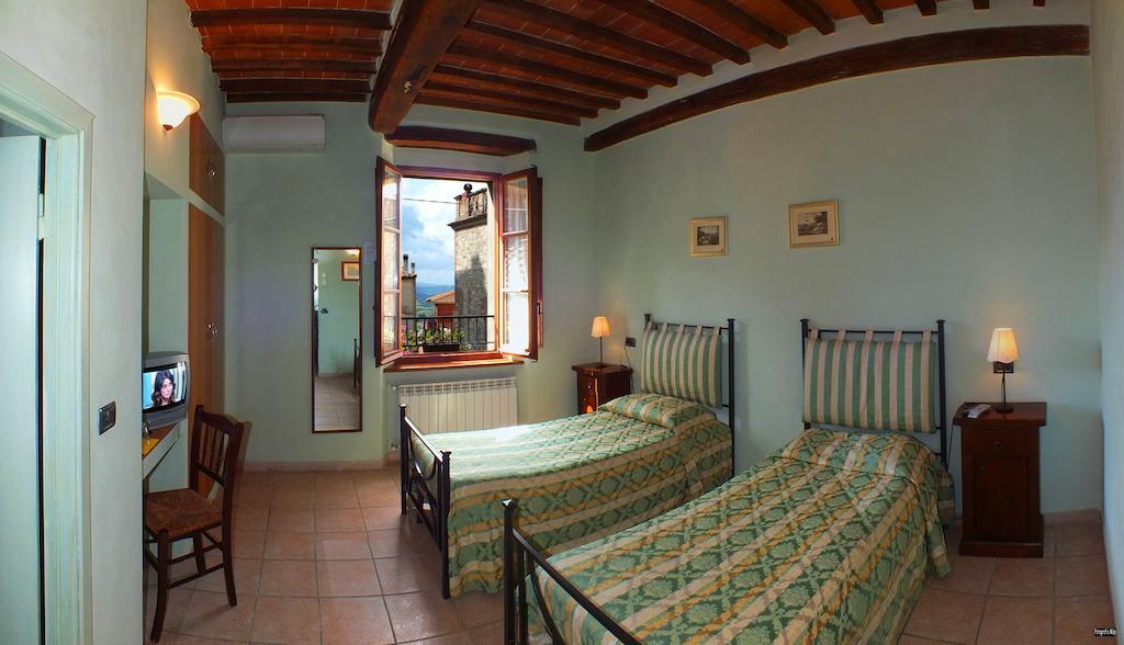 Locanda Nel Cassero Civitella Marittima Екстериор снимка