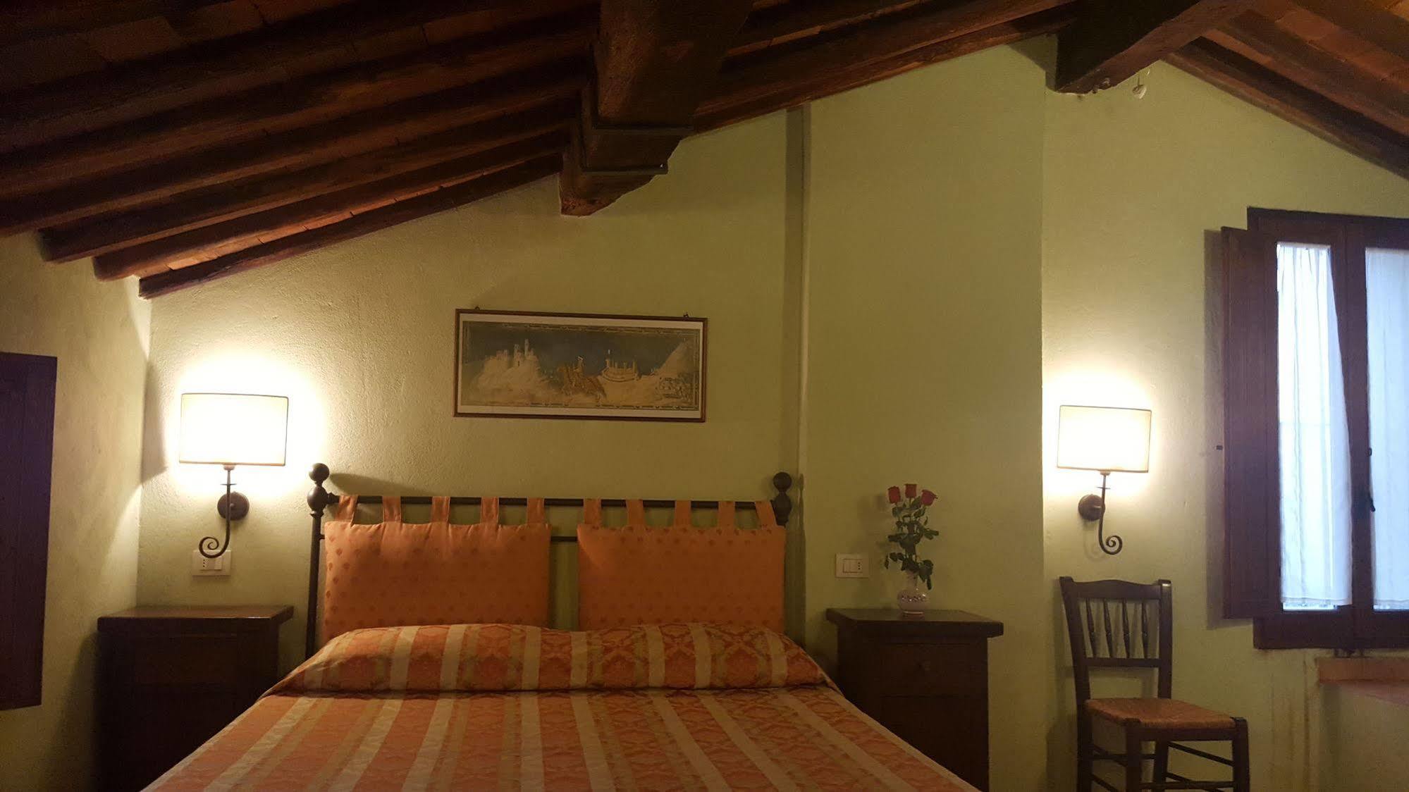 Locanda Nel Cassero Civitella Marittima Екстериор снимка